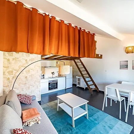 Apartment Le Cocoon-4pers Avec Mezzanine-cusset